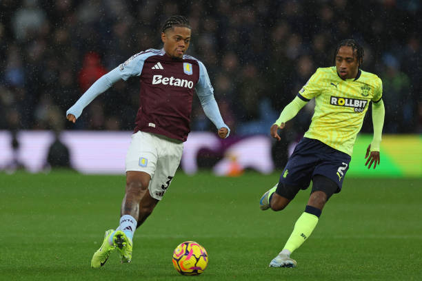 面上似乎更 面上似乎更